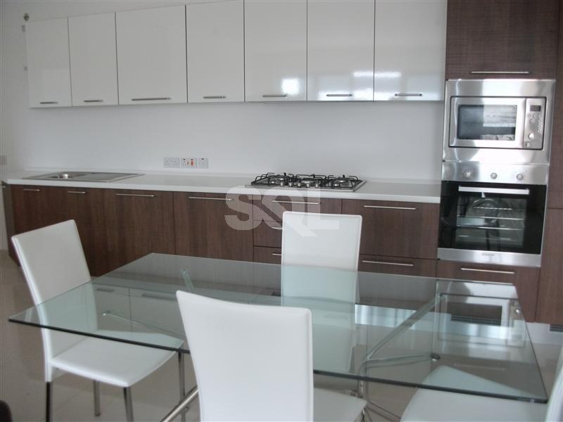 Penthouse in Gzira To Rent