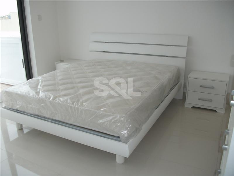 Penthouse in Gzira To Rent