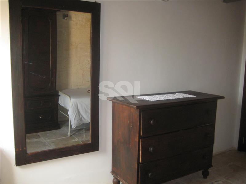 House of Character in Zebbug To Rent