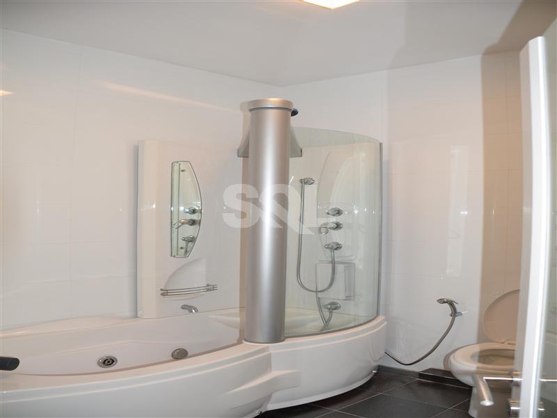 Penthouse in Msida To Rent