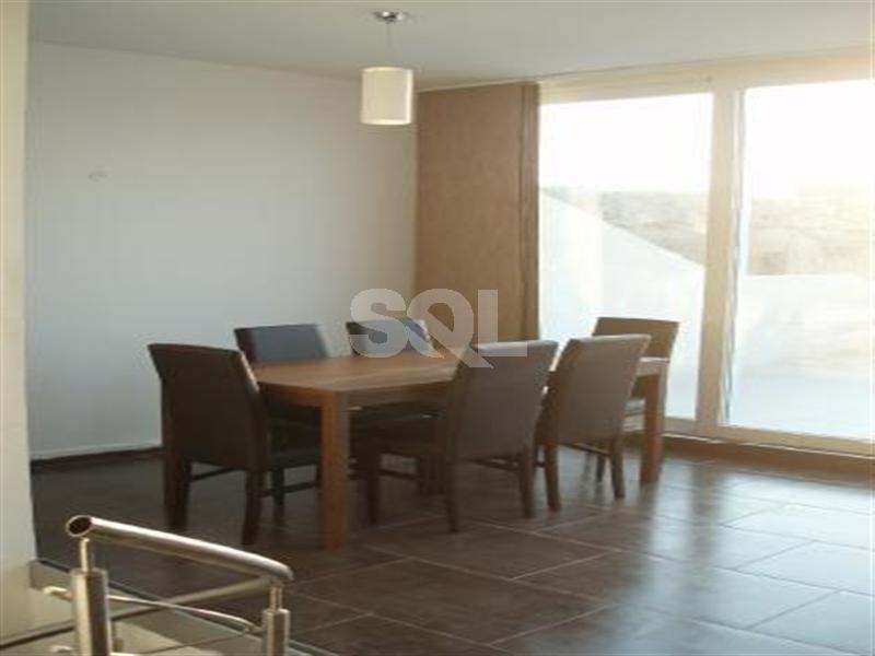 Duplex Apartment in Kalkara To Rent
