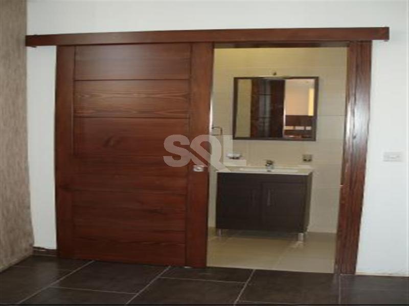 Duplex Apartment in Kalkara To Rent