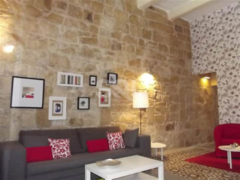 Townhouse in Senglea (Isla) To Rent
