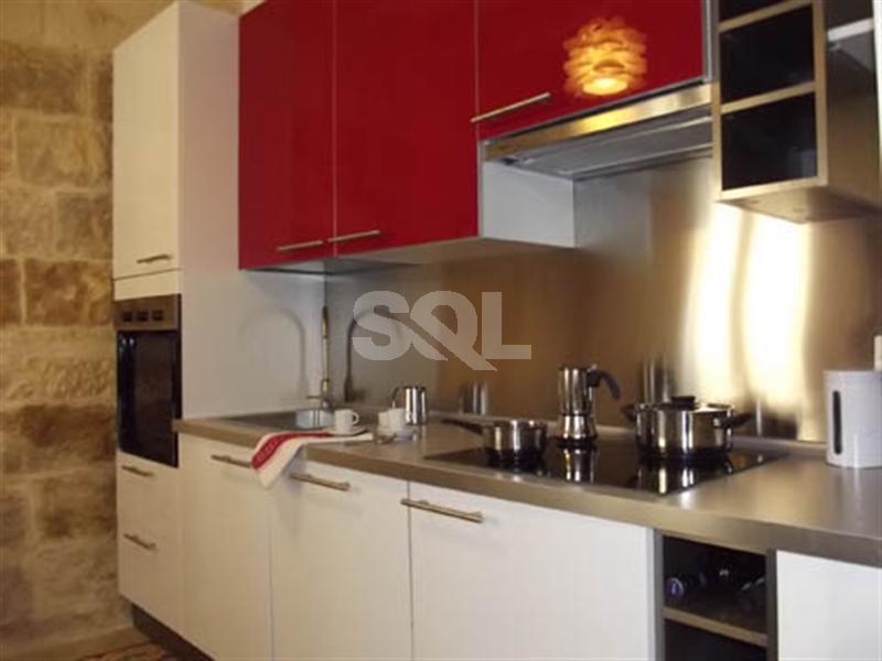 Townhouse in Senglea (Isla) To Rent