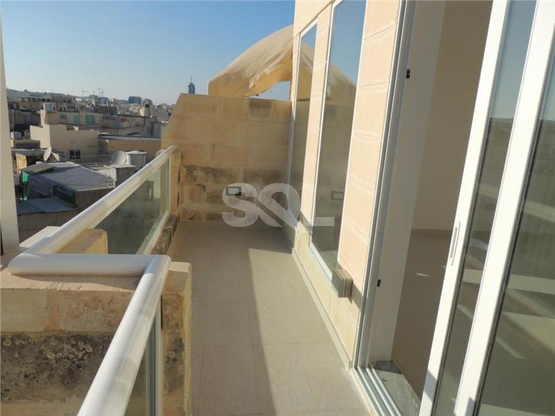 Townhouse in Sliema To Rent