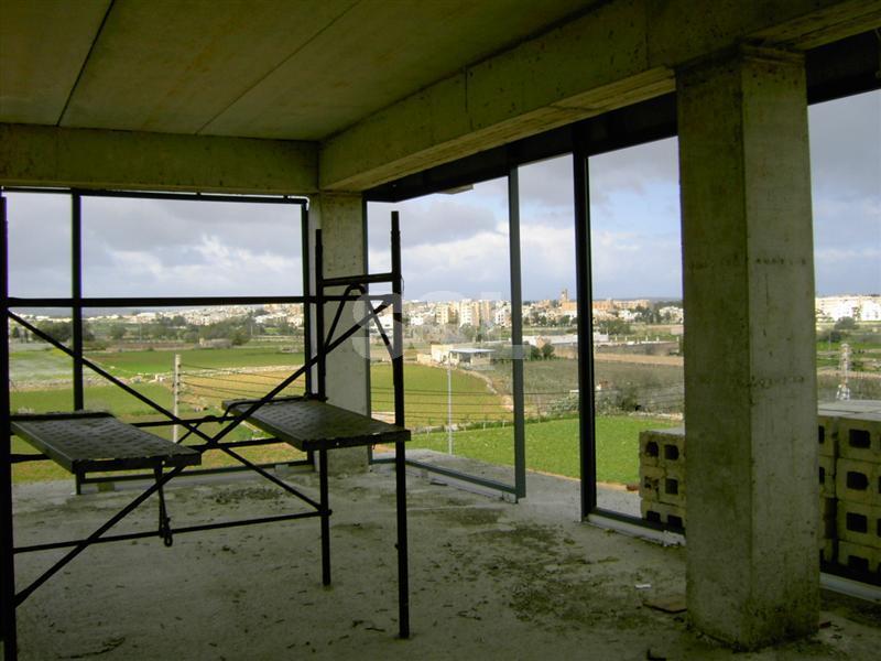 Office in Gudja To Rent