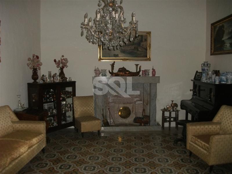 Palazzo in Luqa For Sale