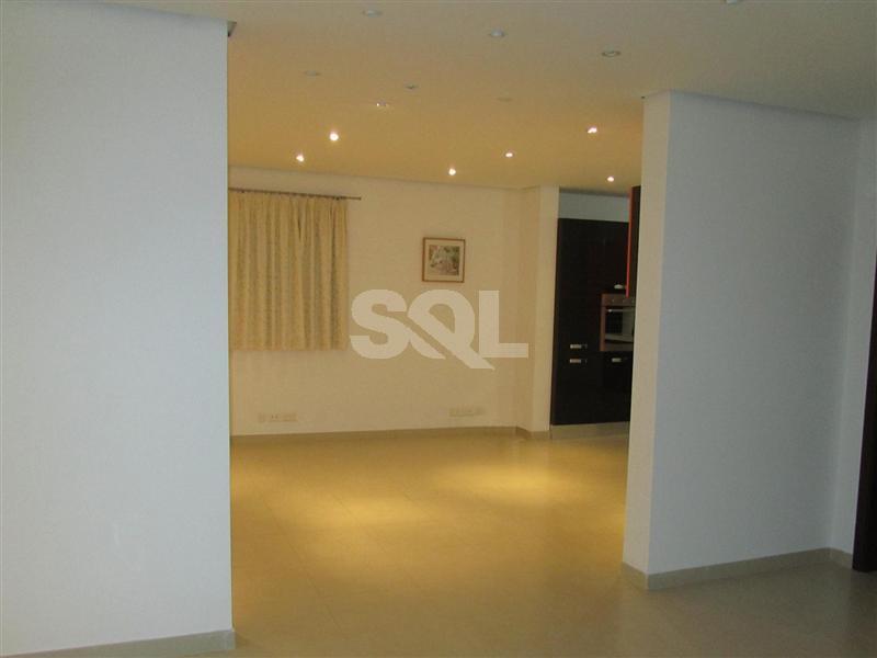 Apartment in Madliena To Rent