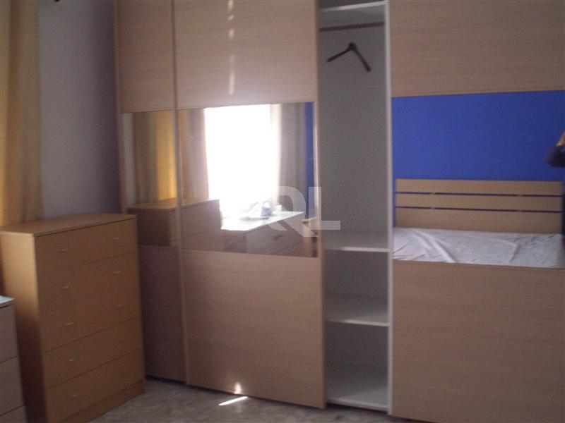 Semi-Detached Maisonette in St. Andrews To Rent