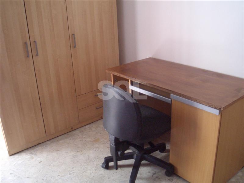 Semi-Detached Maisonette in St. Andrews To Rent