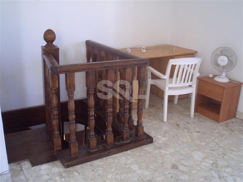 Semi-Detached Maisonette in St. Andrews To Rent