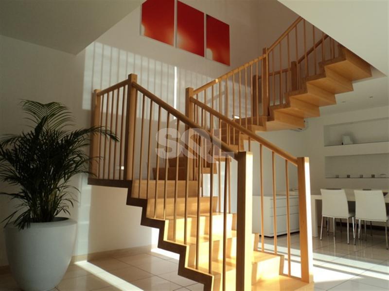 Villa in Naxxar To Rent