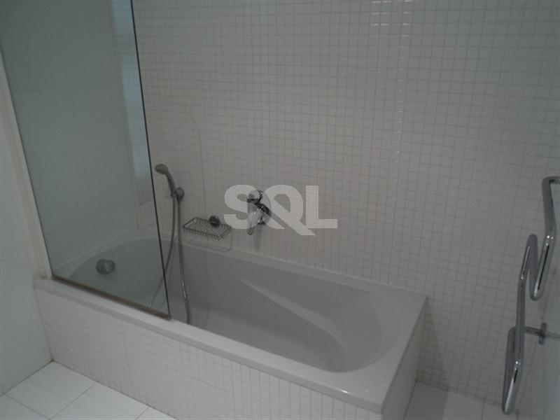 Villa in Naxxar To Rent