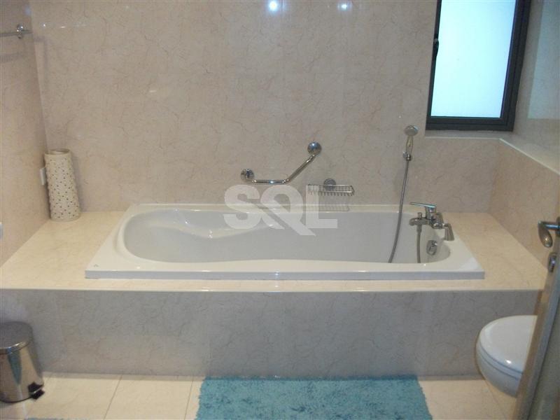 Apartment in Swieqi To Rent