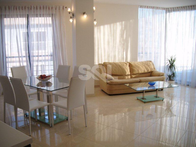 Apartment in Bugibba To Rent