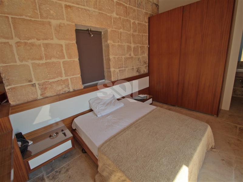 House of Character in Iklin To Rent