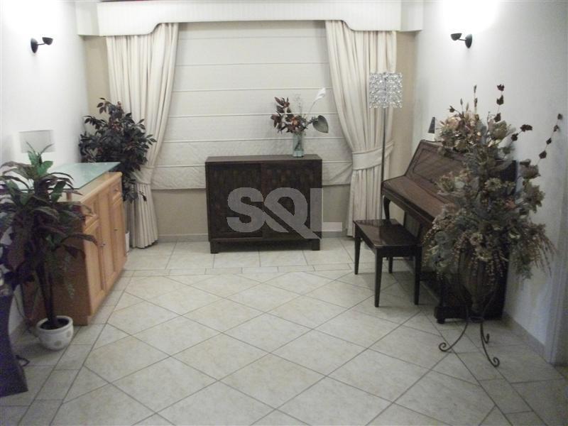 Apartment in Portomaso To Rent