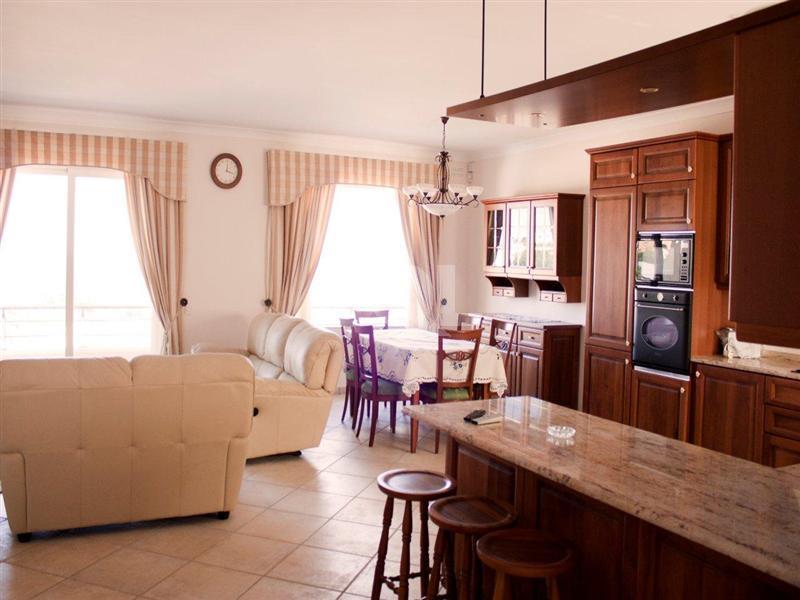 Apartment in Ta' L-Ibrag To Rent