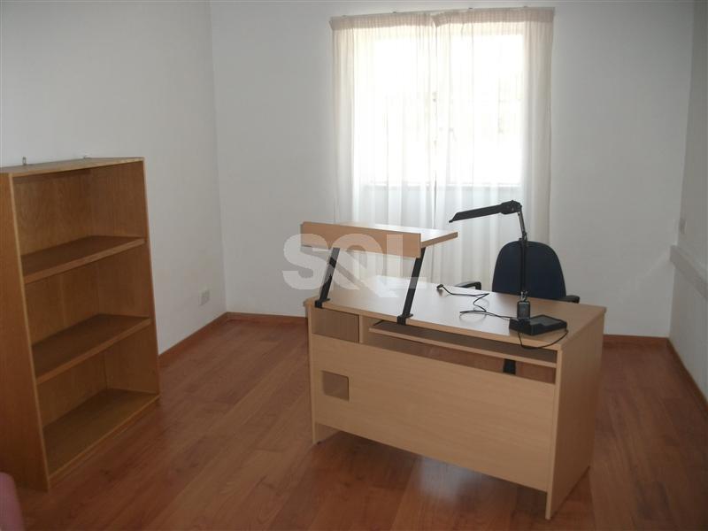 Apartment in San Gwann To Rent