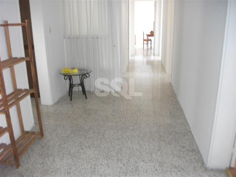 Apartment in San Gwann To Rent