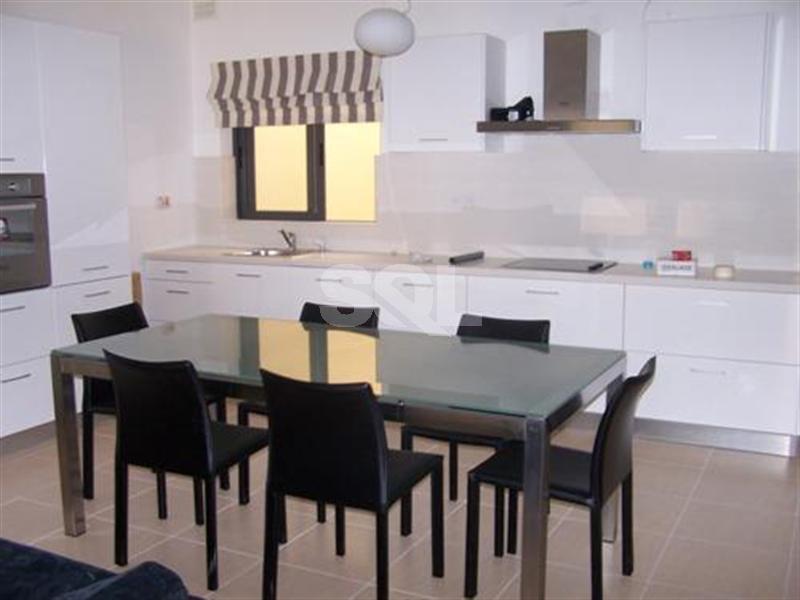 Duplex Maisonette in Madliena To Rent