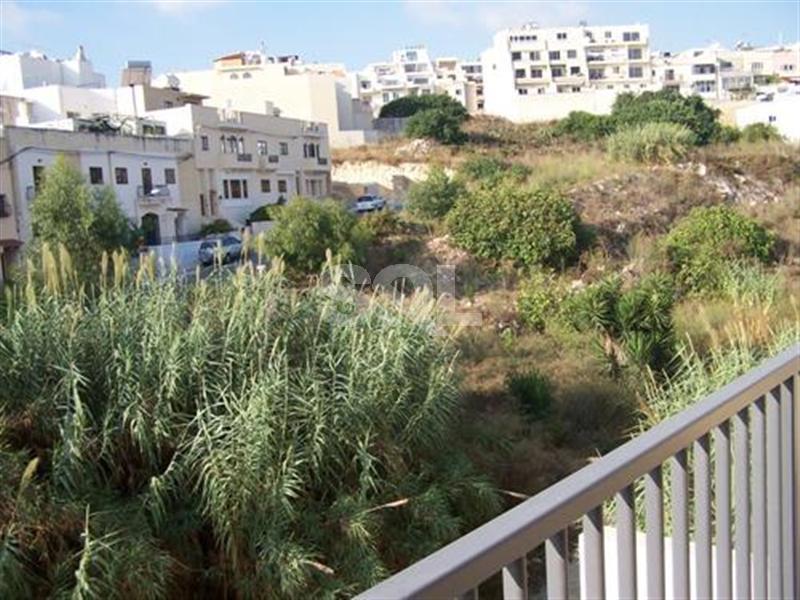 Duplex Maisonette in Madliena To Rent