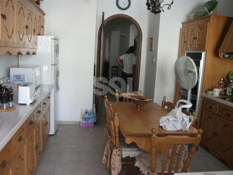 Semi-Detached Villa in Swieqi To Rent