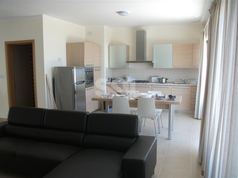 Duplex Maisonette in Madliena To Rent