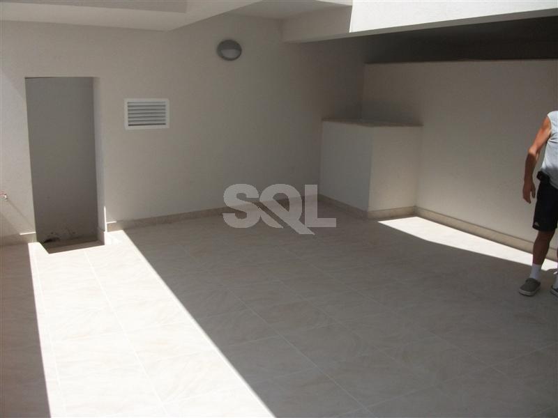 Duplex Maisonette in Madliena To Rent