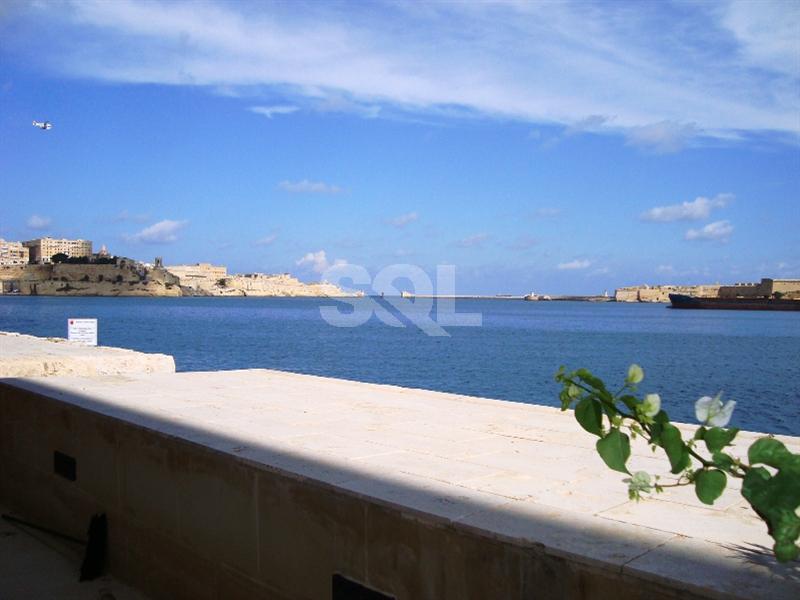 Apartment in Vittoriosa (Birgu) To Rent