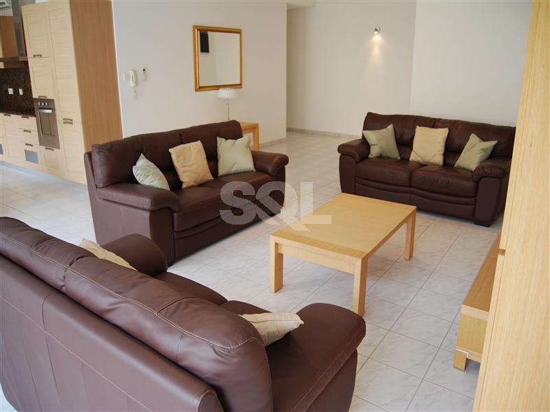 Apartment in Vittoriosa (Birgu) To Rent