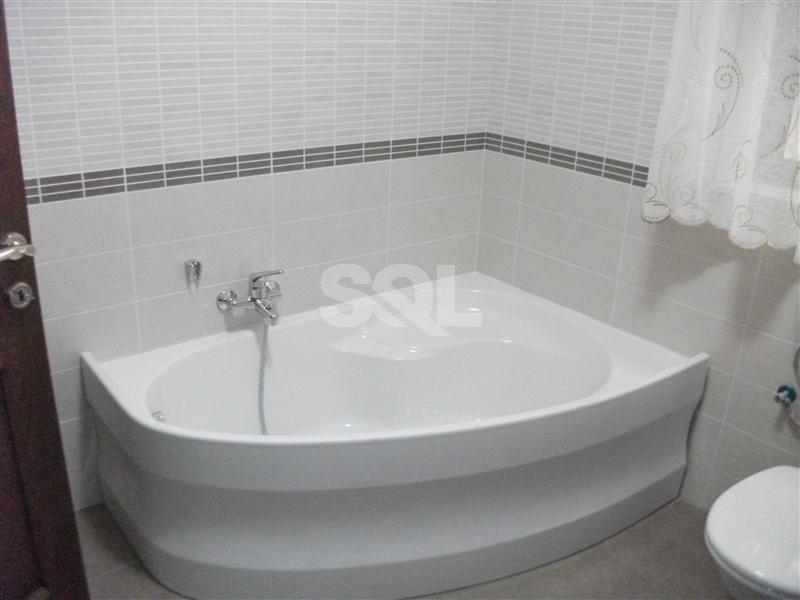 Apartment in Ta' L-Ibrag To Rent