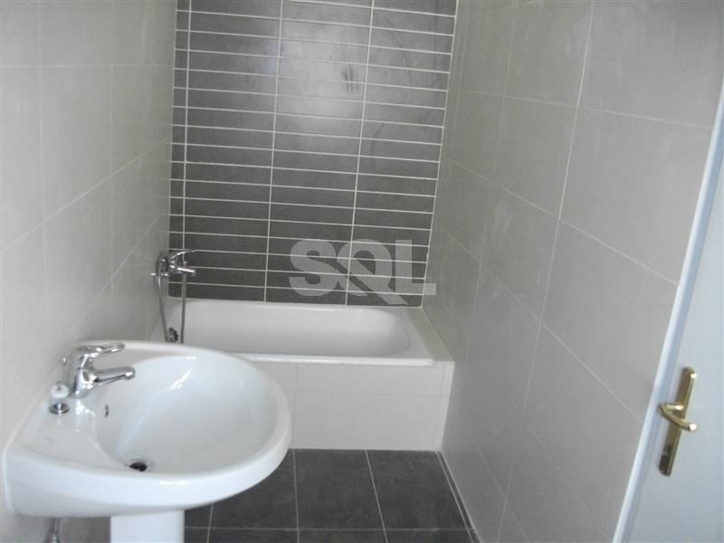 Townhouse in Sliema To Rent