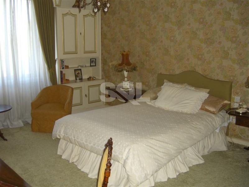 Detached Villa in Iklin For Sale