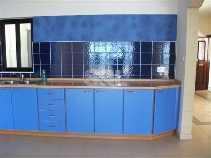 1st Floor Maisonette in Madliena To Rent