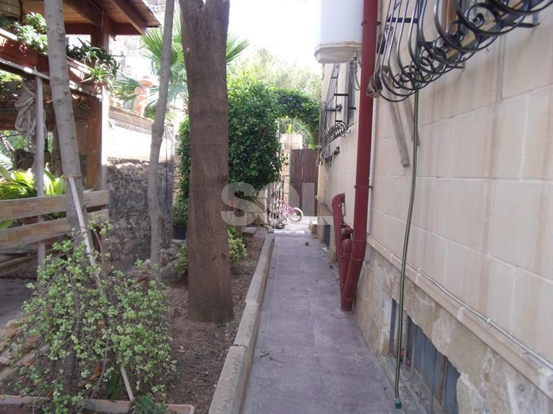 Farmhouse in Burmarrad To Rent