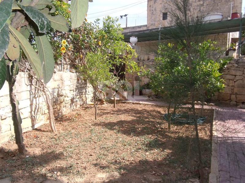 Farmhouse in Burmarrad To Rent