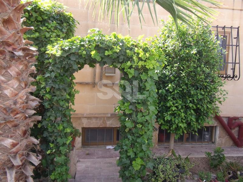 Farmhouse in Burmarrad To Rent