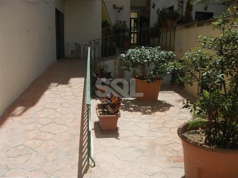 Apartment in Bugibba To Rent