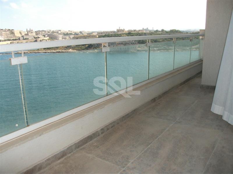 Duplex Penthouse in Sliema To Rent