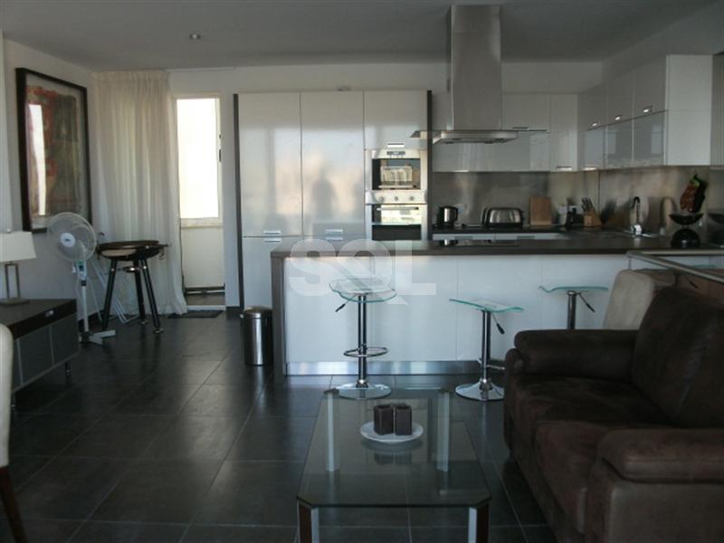 Duplex Penthouse in Sliema To Rent