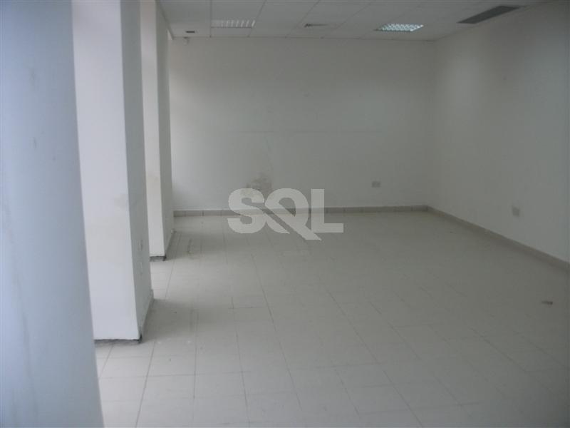Office in Ta' Xbiex To Rent