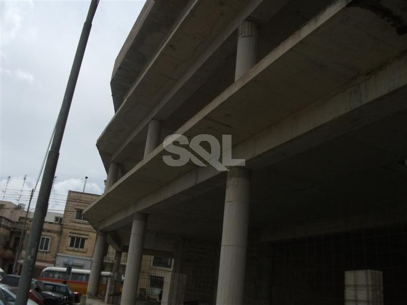 Retail/Catering in Mosta To Rent