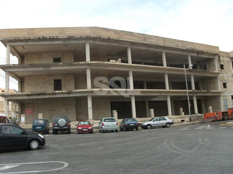 Retail/Catering in Mosta To Rent