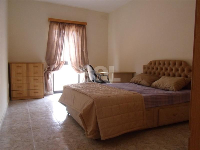 Penthouse in St. Paul's Bay To Rent