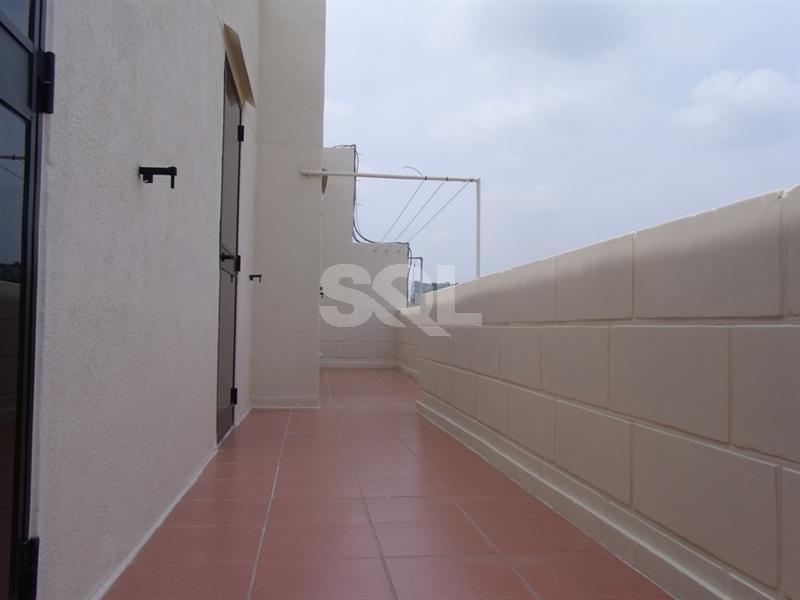 Penthouse in St. Paul's Bay To Rent