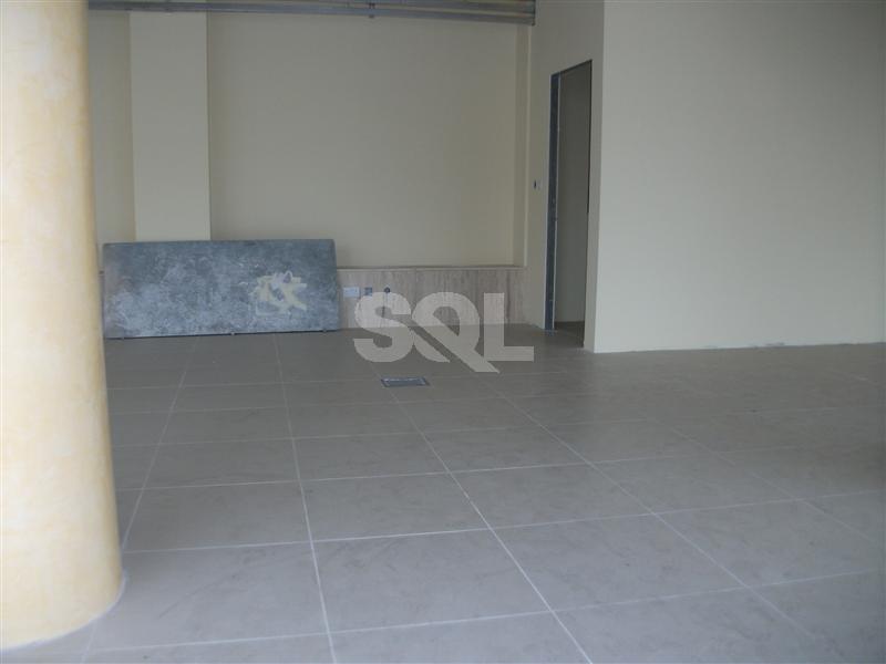 Office in Swatar To Rent