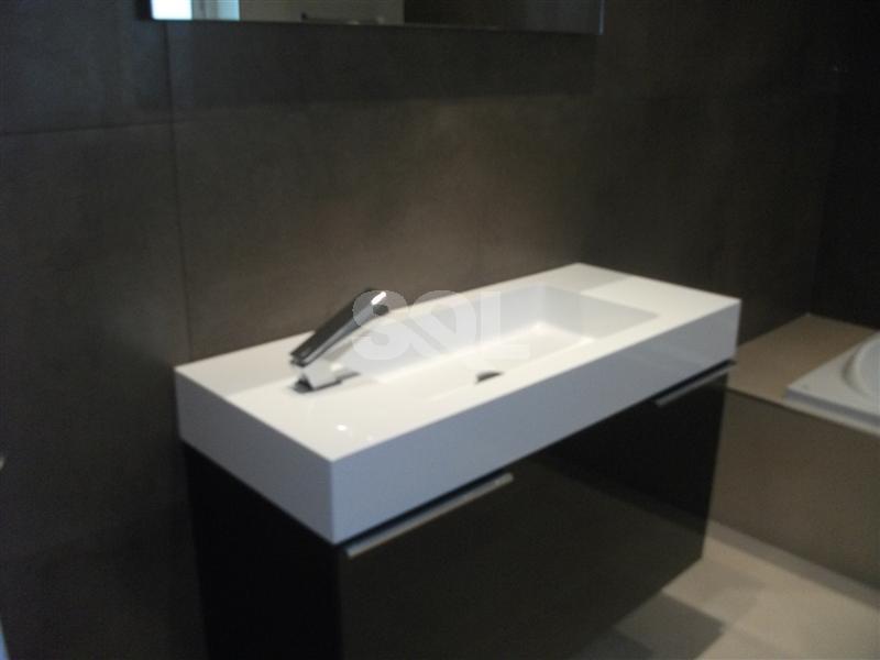 Apartment in Ta' L-Ibrag To Rent