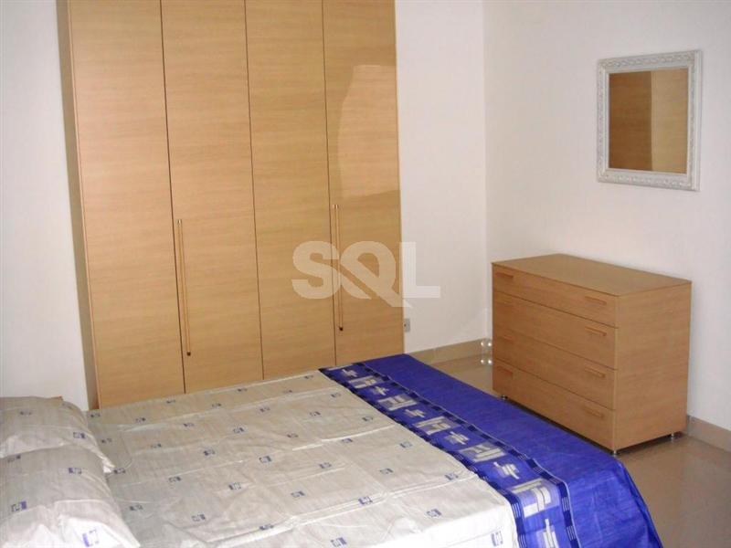 Apartment in Gzira To Rent