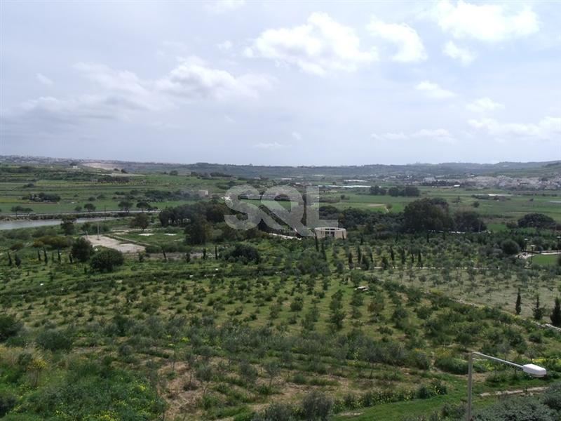 Apartment in Qawra To Rent